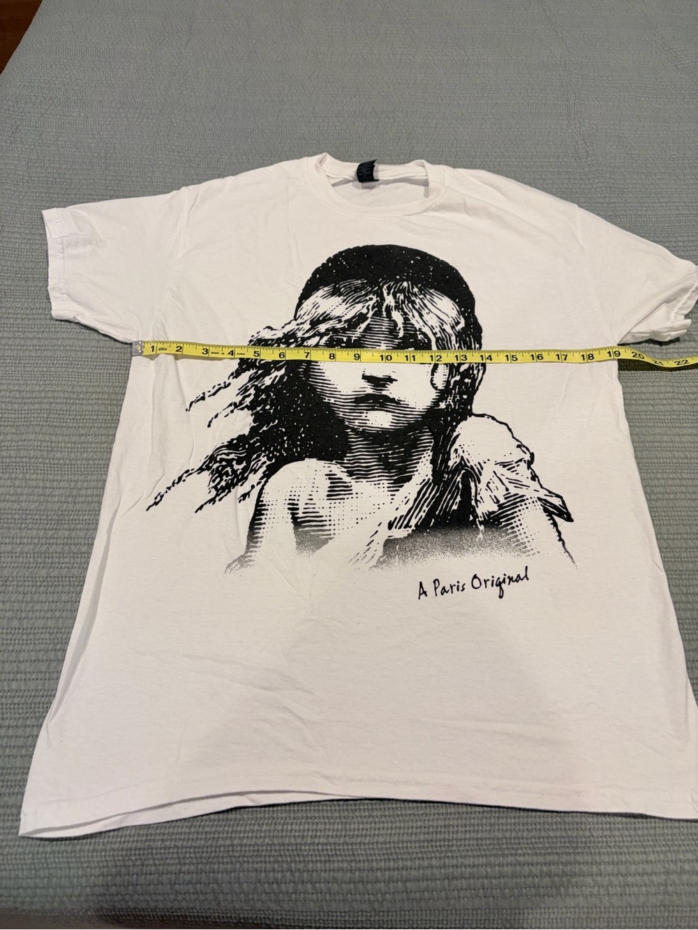 Gildan White Tee with Black Les Misérables Illustration - Picture 5 of 6